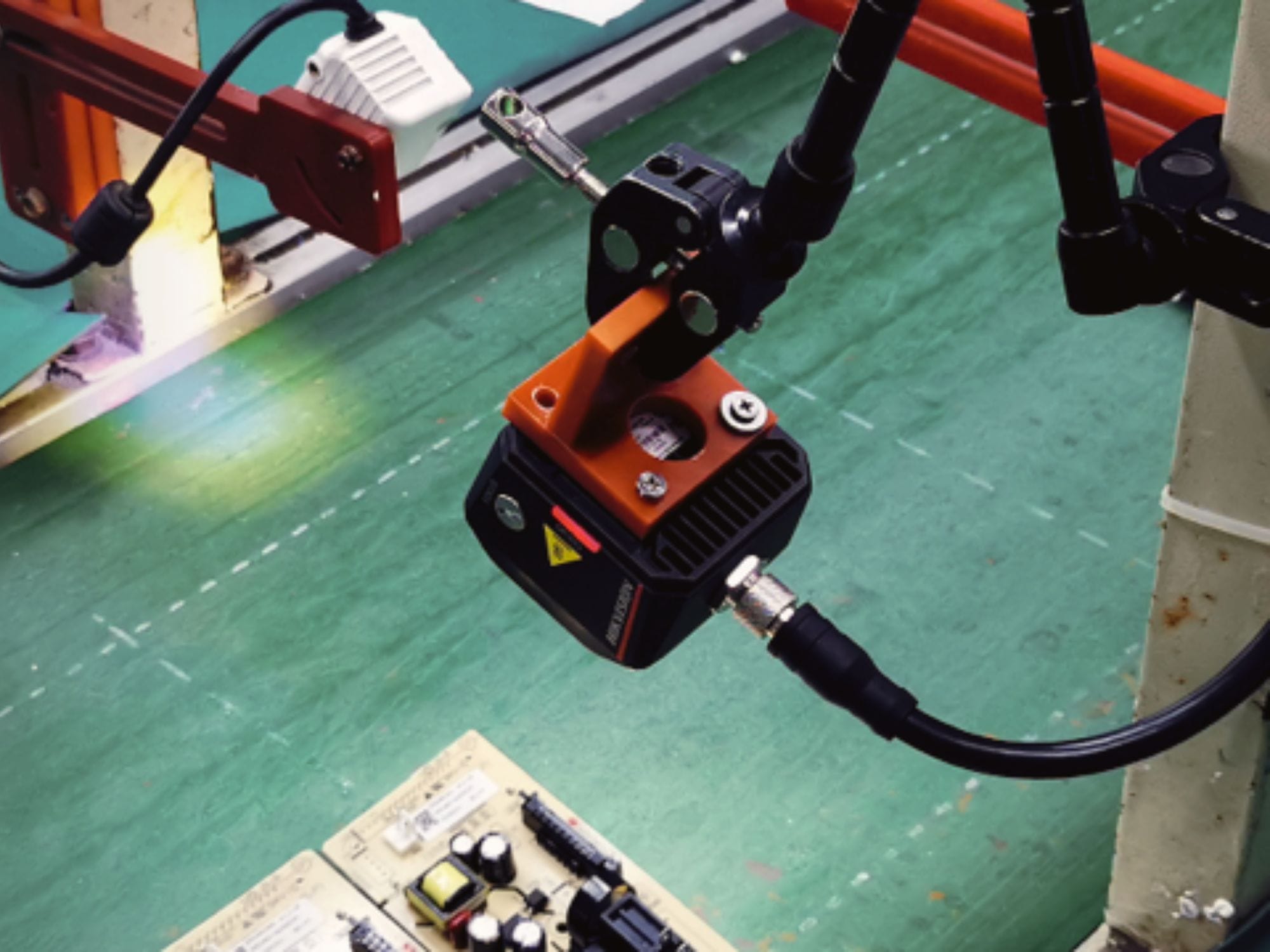Czytnik Hikrobot ID3000 w produkcji